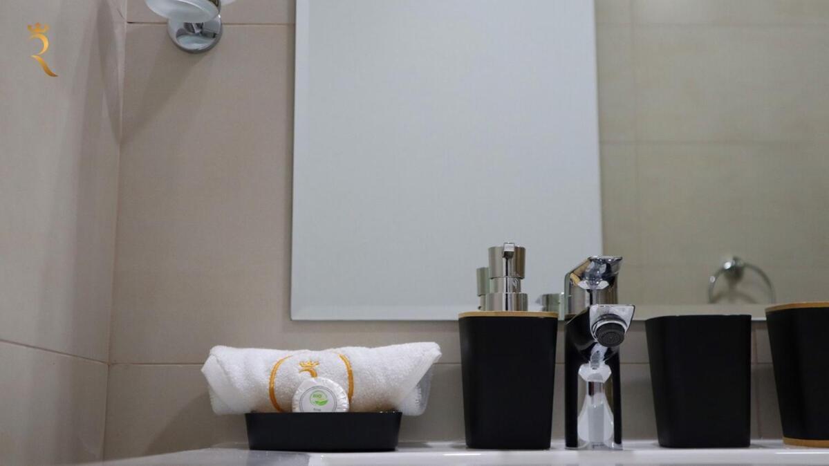 Apartment Modern 1br In Masdar Few Minutes To Airport Abu Dhabi