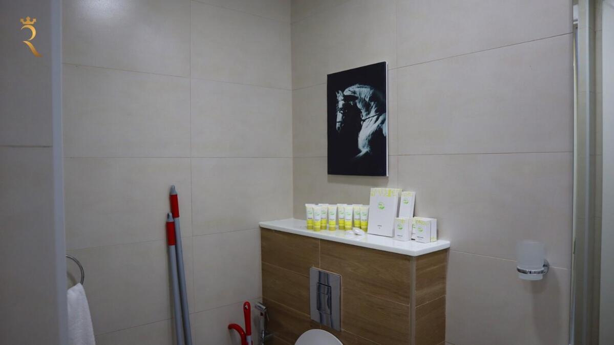 Apartment Modern 1br In Masdar Few Minutes To Airport