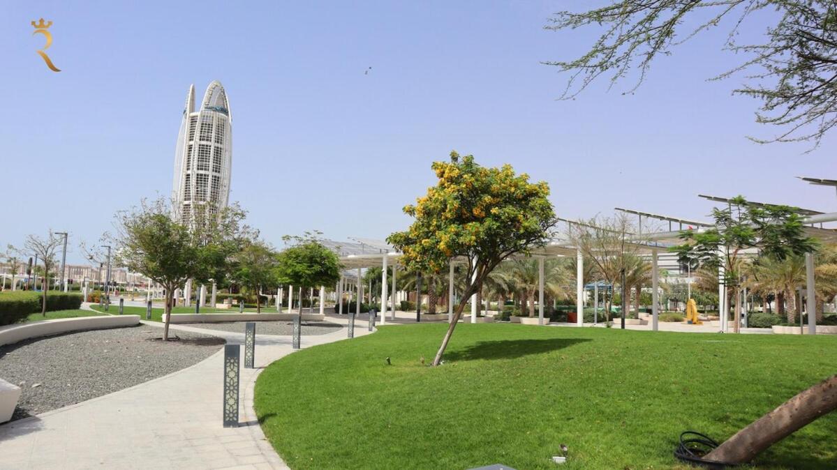 Modern 1br In Masdar Few Minutes To Airport Apartment