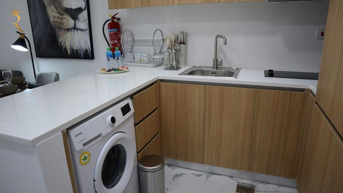 Apartment Modern 1br In Masdar Few Minutes To Airport