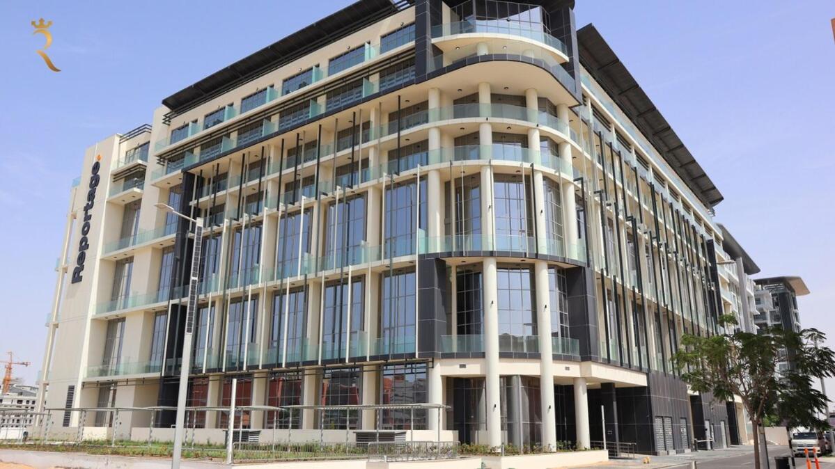 Modern 1br In Masdar Few Minutes To Airport Abu Dhabi
